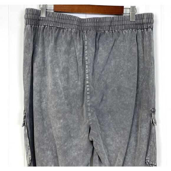 Gray Cargo Jogger Pants - Picture 5 of 11